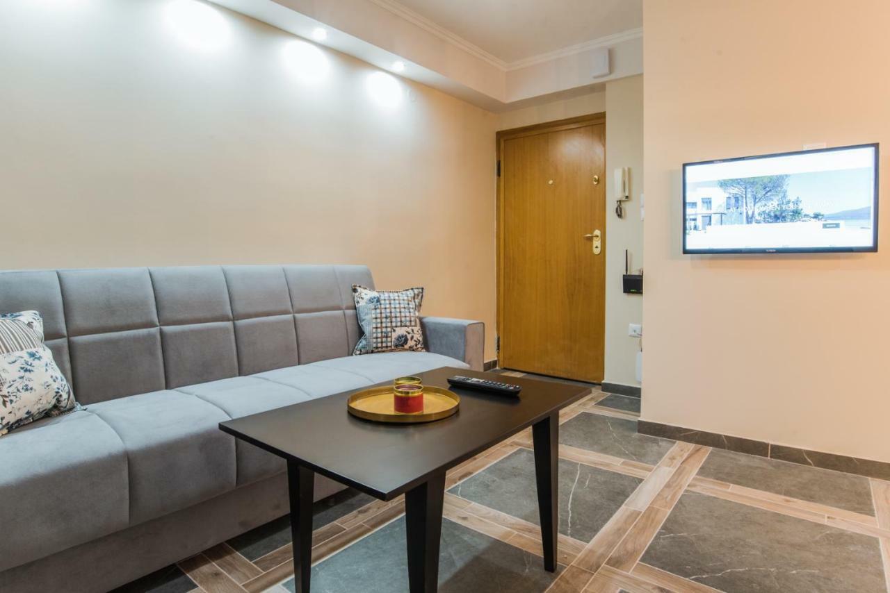 Chung cư 56 m² 2 phòng ngủ, 1 phòng tắm riêng ở Trung tâm thành phố Thessaloniki Apartment Ngoại thất bức ảnh